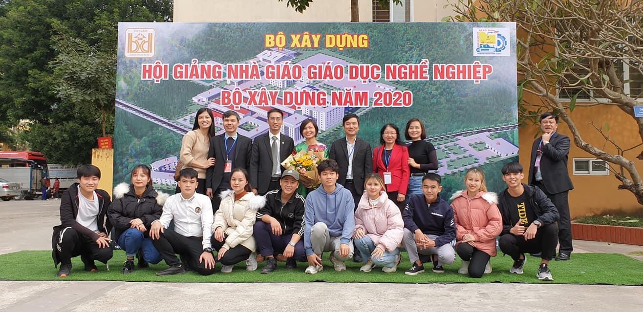 Hình ảnh Ban Giám hiệu và Thầy trò nhà trường tham gia hội giảng